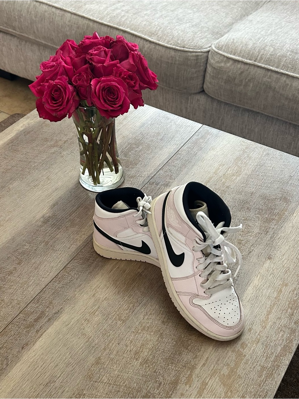 Jordan 1’s YS light pink and Black High-Top Sneakers